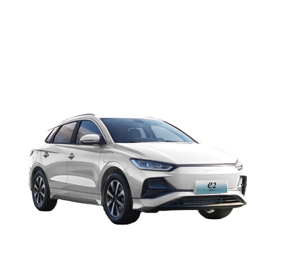 Prodotta in Cina con una gamma di 405 km, 2023 puramente elettrica BYD e2 berlina auto condivisa