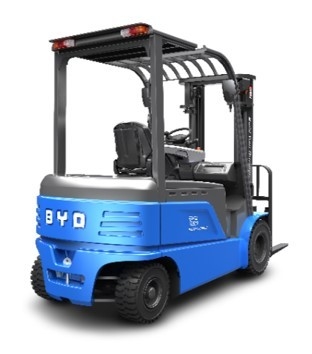 Prodotto in Cina, il carrello elevatore elettrico BYD a quattro pivot pesa da 1,6 a 1,8 tonnellate per il Dual Drive