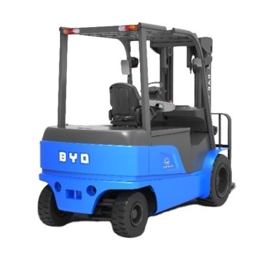 Prodotto in Cina, il carrello elevatore elettrico BYD a quattro pivot pesa 4,0-4,5-5,0 tonnellate