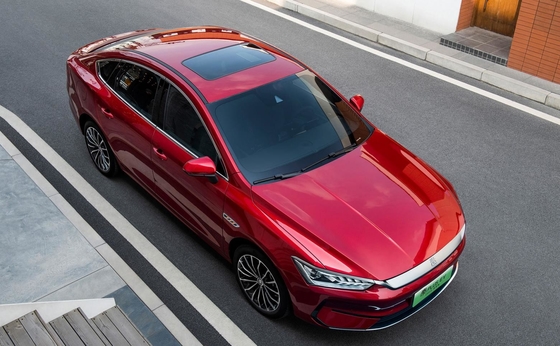 La berlina elettrica di famiglia più venduta di BYD, Qin plus EV, ha un'autonomia di 500 km.