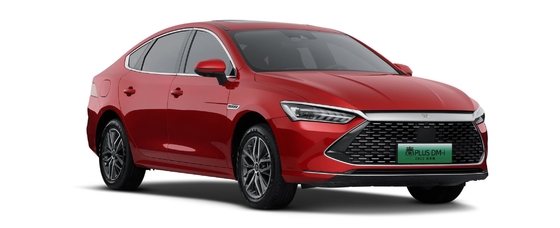 La berlina familiare ibrida più conveniente di BYD, Qin Plus DMI Champions Edition