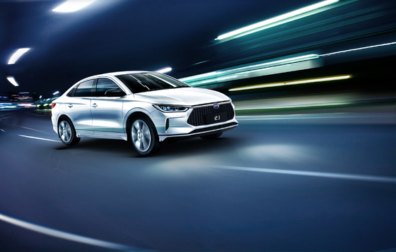 Il taxi BYD e3 puramente elettrico ha un'autonomia di 401KM